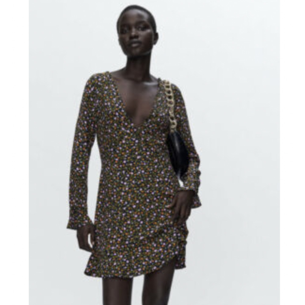 Zara floral print mini dress Size med 8982/552
